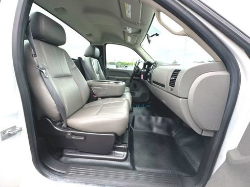 Used 2012 Chevrolet Silverado 1500 W/T RWD image 21