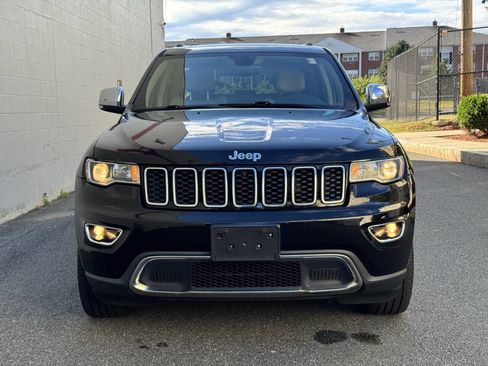 Used 2018 Jeep Grand Cherokee Limited image 4