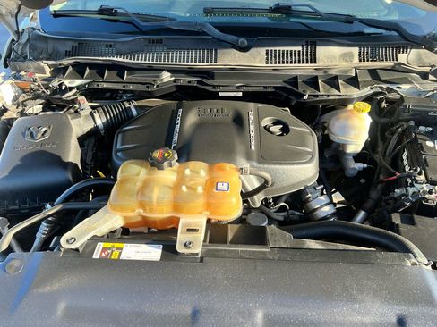 Used 2016 RAM 1500 Laramie w/ Convenience Group image 43