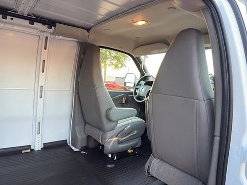 New 2025 Chevrolet Express 3500 Extended w/ Driver Convenience Package image 10