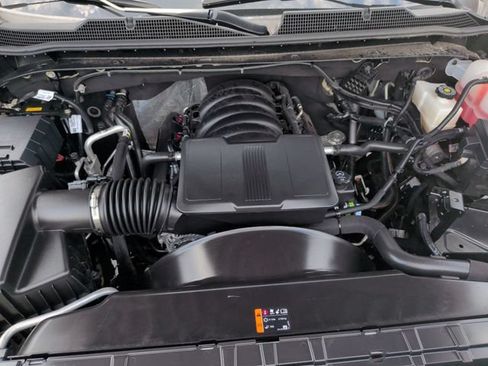 Used 2025 Chevrolet Silverado 2500 Custom AWD/4WD image 32