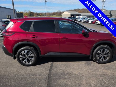 Certified 2023 Nissan Rogue SV image 7