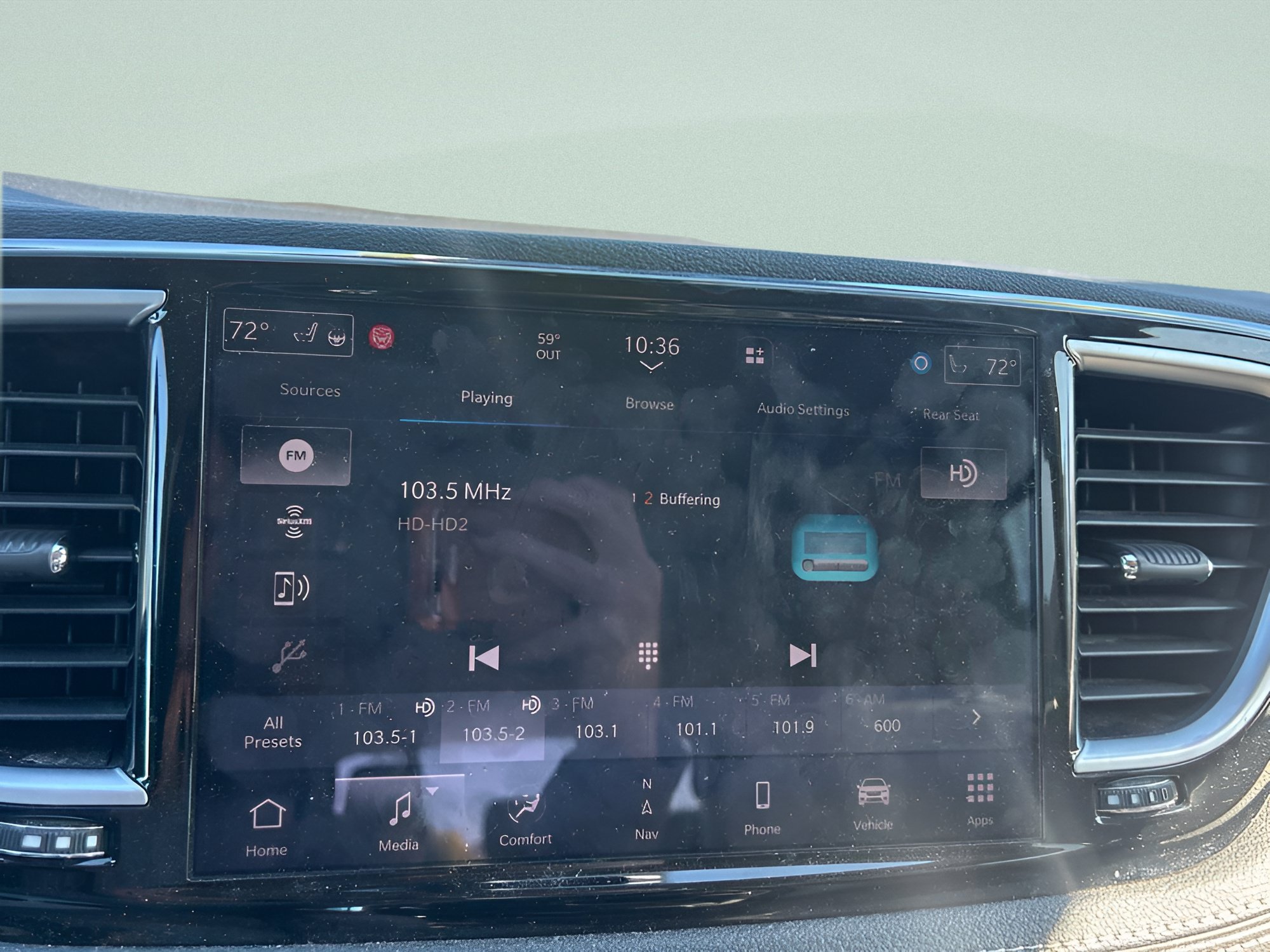 Used 2021 Chrysler Pacifica Limited w/ Uconnect Theater Family Group AWD/4WD image 27