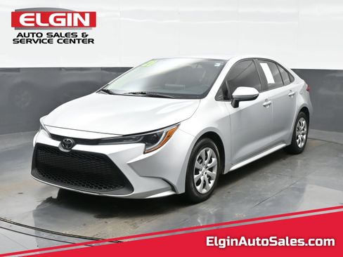 Used 2021 Toyota Corolla LE image 1