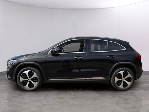 Used 2026 Mercedes-Benz GLA 250 4MATIC image 4