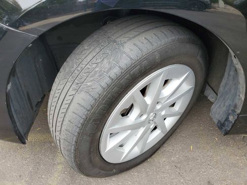 Used 2012 Toyota Prius V Three image 23