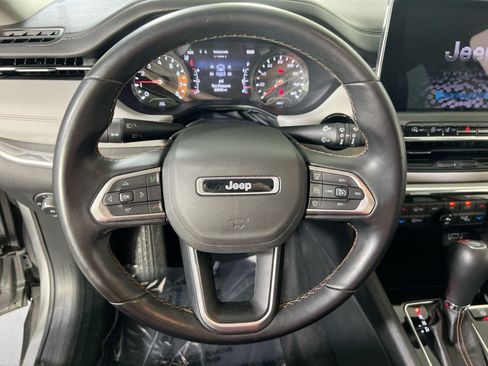 Used 2022 Jeep Compass Limited w/ Sun and Sound Group AWD/4WD image 11