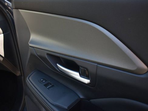 Used 2025 Toyota Grand Highlander FWD image 23