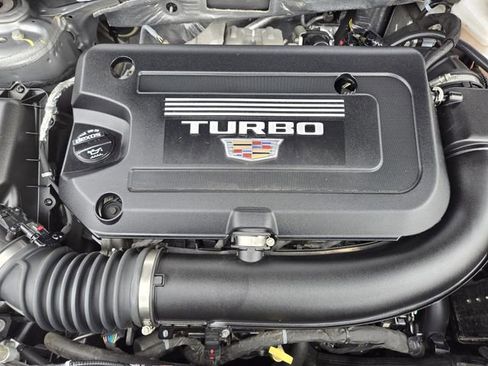 Used 2023 Cadillac XT4 Sport w/ LPO, Onyx Lite Package image 31