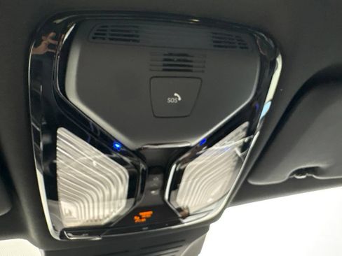 Used 2024 BMW X5 xDrive40i w/ Premium Package AWD/4WD image 38