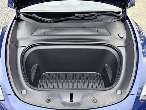 Used 2021 Tesla Model Y Performance image 24