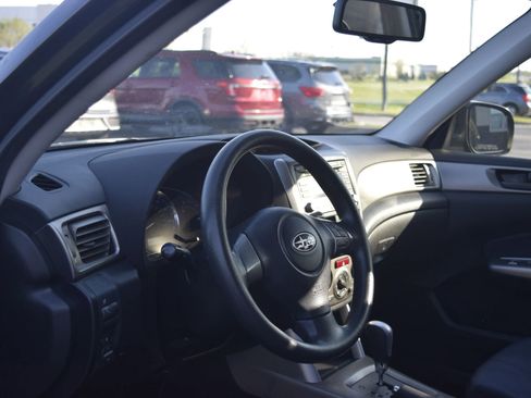 Used 2010 Subaru Forester 2.5X image 5