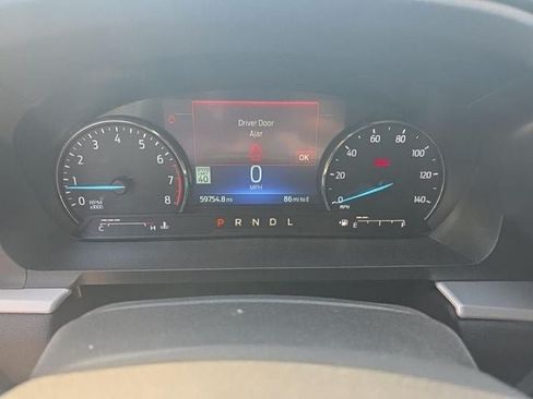 Used 2022 Ford Explorer XLT w/ Equipment Group 202A AWD/4WD image 10