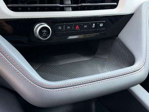 New 2026 Ford Explorer Active image 10