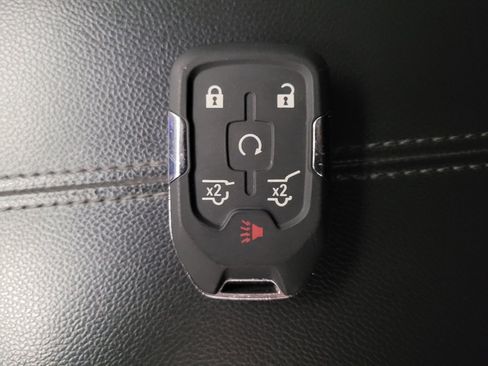 Used 2020 GMC Terrain SLE w/ Driver Convenience Package FWD image 32