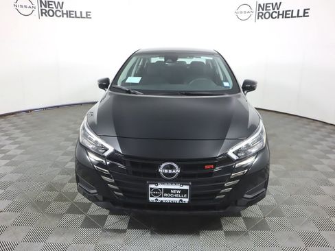 Certified 2025 Nissan Versa SR w/ Trunk Package image 2