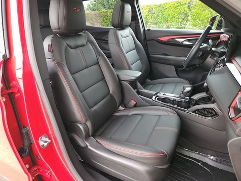 Used 2026 Chevrolet TrailBlazer RS w/ Convenience Package FWD image 16