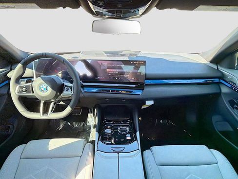 New 2026 BMW 550e xDrive w/ Executive Package AWD/4WD image 17