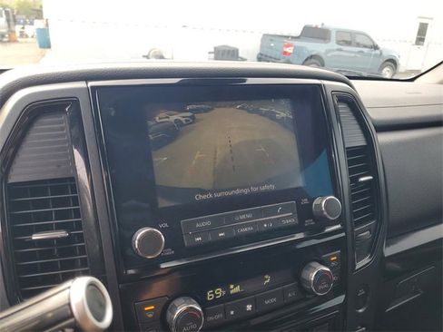 Used 2024 Nissan Titan SV w/ SV Bronze Edition Package image 19