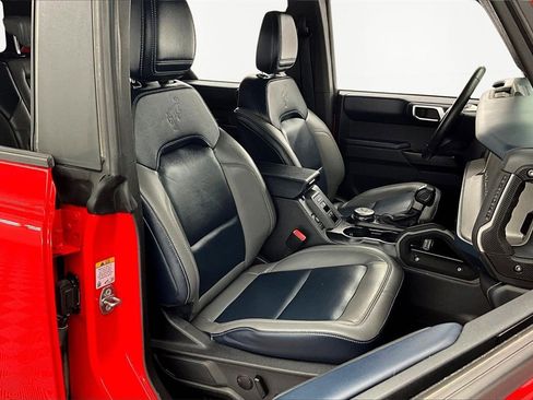 Used 2024 Ford Bronco Outer Banks image 7