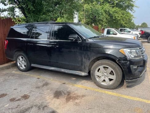 Used 2019 Ford Expedition Max XLT w/ Equipment Group 202A AWD/4WD image 6