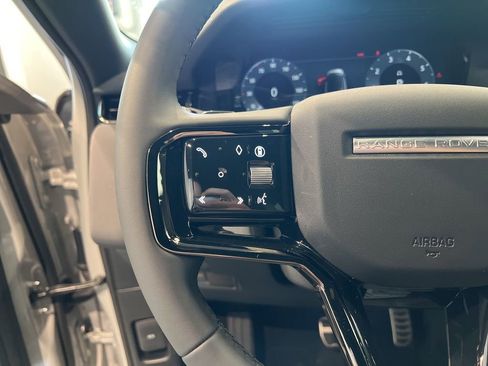 Used 2024 Land Rover Range Rover Evoque Dynamic SE image 25