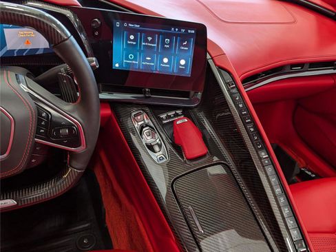 Used 2024 Chevrolet Corvette Z06 w/ Z07 Performance Package image 14