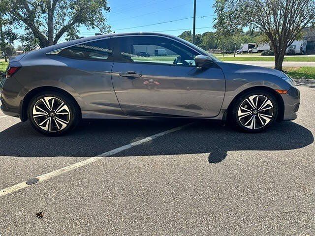 Used 2017 Honda Civic EX-T image 6