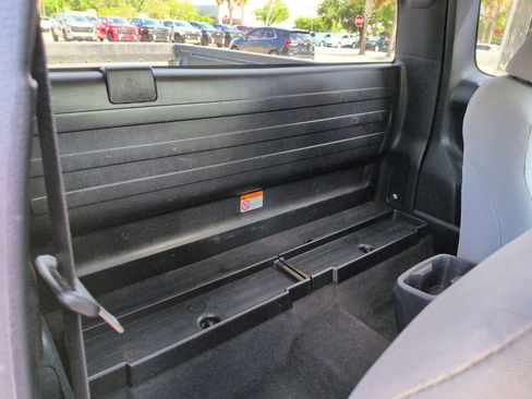 Used 2020 Toyota Tacoma SR AWD/4WD image 24