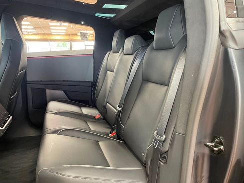 Used 2024 Tesla Cybertruck AWD Crew Cab image 14