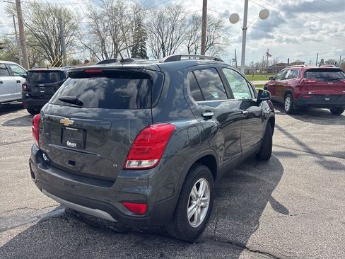 Used 2018 Chevrolet Trax LT AWD/4WD image 5
