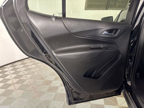 Used 2022 Chevrolet Equinox LT image 21