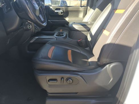 Used 2021 GMC Sierra 1500 AT4 w/ AT4 Value Package image 17