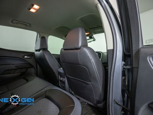 Used 2020 Chevrolet Colorado Z71 AWD/4WD image 37