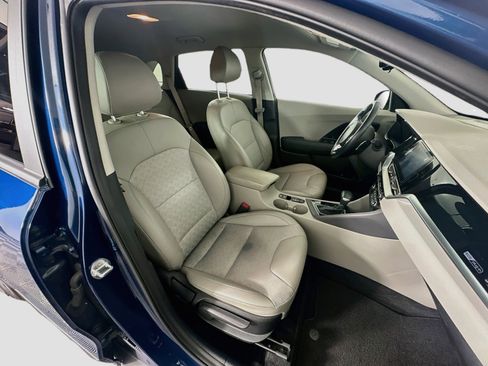 Used 2022 Kia Niro EX FWD image 31