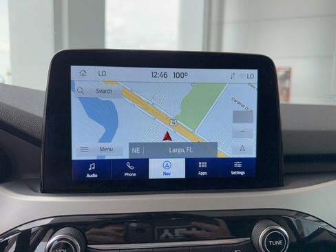 Certified 2022 Ford Escape SEL w/ Technology Package FWD image 18