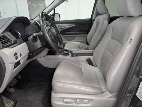 Used 2019 Honda Ridgeline RTL image 4