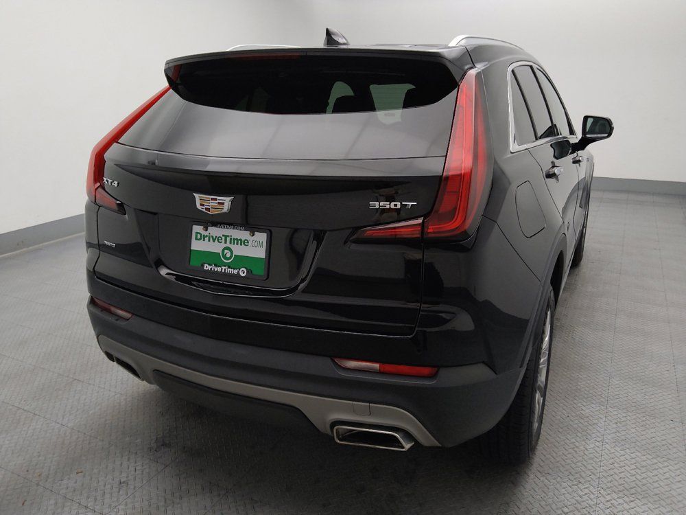 Used 2021 Cadillac XT4 Premium Luxury w/ Cold Weather Package AWD/4WD image 9