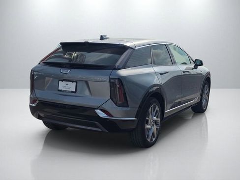 New 2026 Cadillac Optiq Luxury 1 RWD image 5