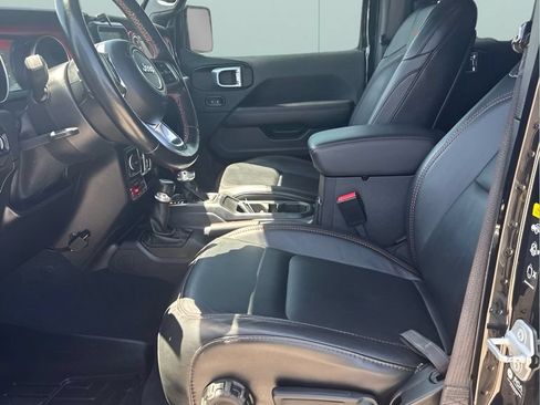Used 2021 Jeep Gladiator Rubicon AWD/4WD image 11