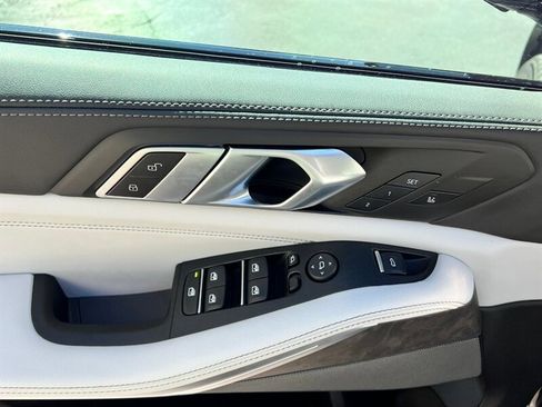 Used 2025 BMW X5 xDrive40i image 31