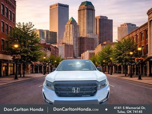 New 2026 Honda Ridgeline Black Edition image 2