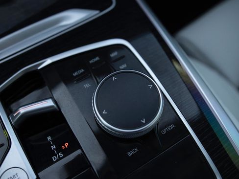 Used 2024 BMW X5 xDrive40i w/ M Sport Package image 10