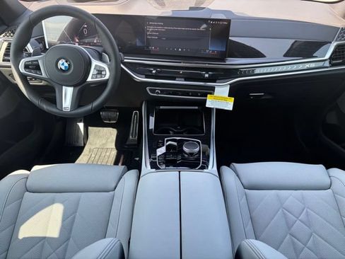 New 2026 BMW X5 xDrive40i w/ M Sport Package AWD/4WD image 18