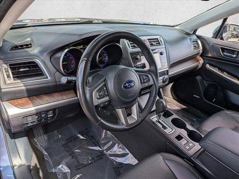 Used 2017 Subaru Outback 2.5i Limited AWD/4WD image 9