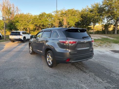 Used 2016 Toyota Highlander Limited AWD/4WD image 3