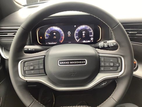 New 2026 Jeep Grand Wagoneer Limited w/ 8-Passenger Seating Package AWD/4WD image 13