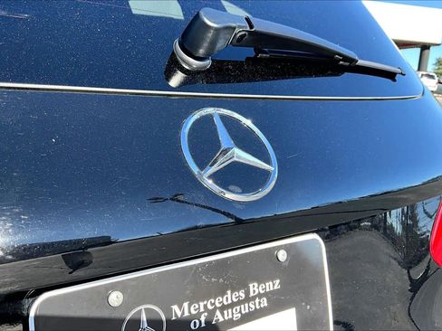 Used 2019 Mercedes-Benz GLC 300 image 9