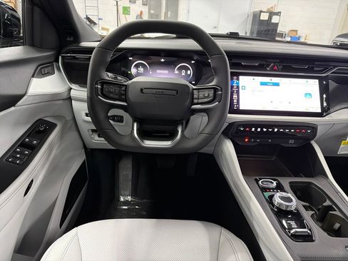 New 2026 Jeep Cherokee Overland image 23