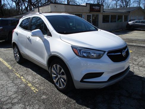 Used 2019 Buick Encore Preferred AWD/4WD image 4